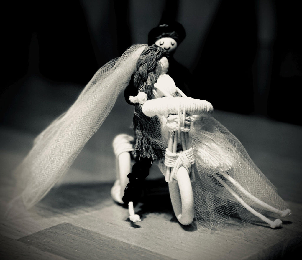 Custom Macramé Cake Topper | Boho Wedding Bride Groom Fiber Art